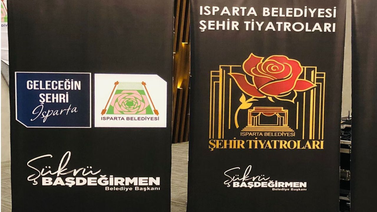 Isparta’da 40 yıllık hayal gerçek oldu: Şehir tiyatrosu açıldı