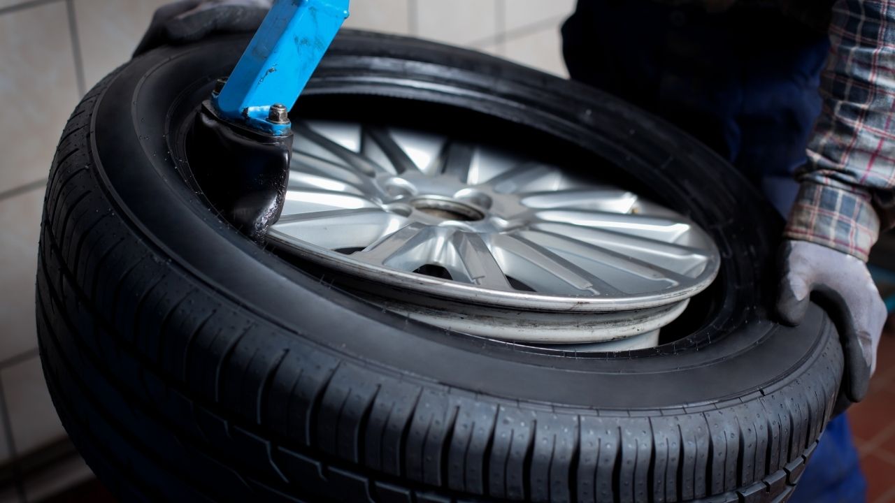 Ticari araçlarda zorunlu kış lastiği dönemi başladı