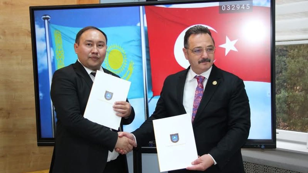 TİMBİR’den Uluslararası hamle: Türk İnternet Medyası Al-Farabi Üniversitesi ile el ele