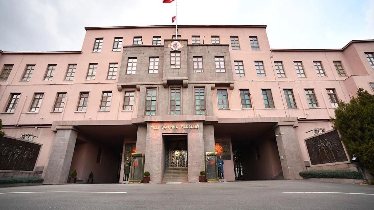 MSB: C-130 uçağının kara kutusundaki incelemeler TUSAŞ’ta sürüyor