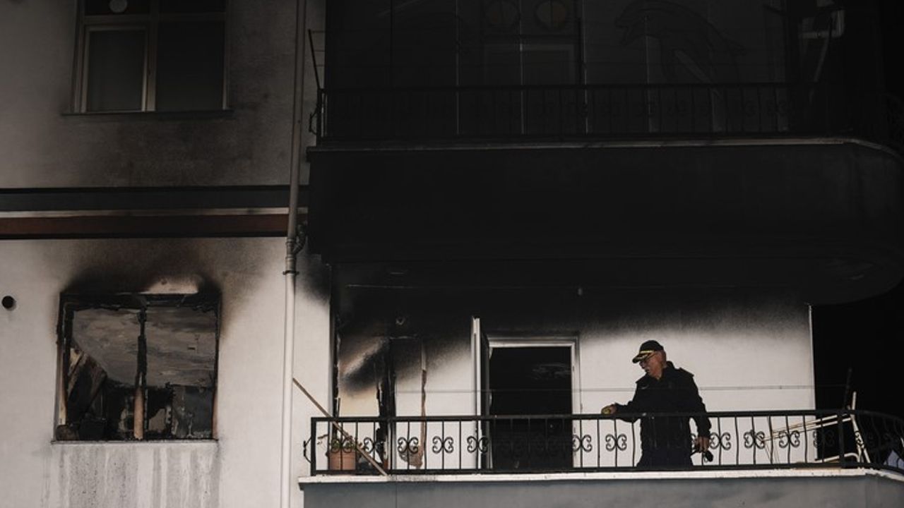 ra’da apartman dairesinde patlama: Bir kişi yaralı