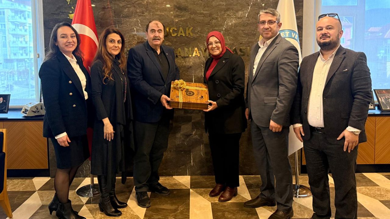 Oğuzhan Kız Lisesi’ si Bucak TSO’ nı ziyaret etti