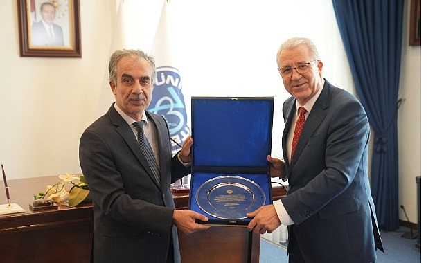 Ege Üniversitesinde rektörlük devir teslim töreni yapıldı