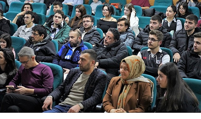 Keçiören Belediyesi’nden Yapay Zekâ Okuryazarlığına Güçlü Destek