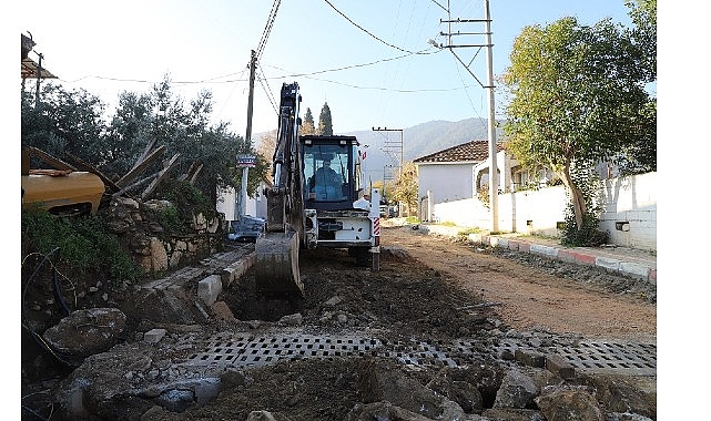 Menderes’te Asfalt Çalışması