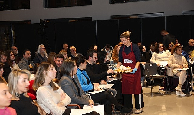 Nilüfer’de yeni yılın kokusu, lezzeti ve müziği konuşuldu