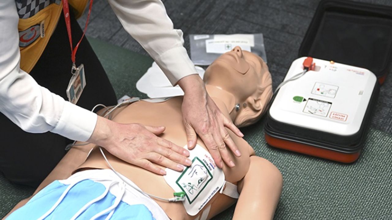 ra’da 25 noktaya kalp otomatik şok cihazı yerleştirildi