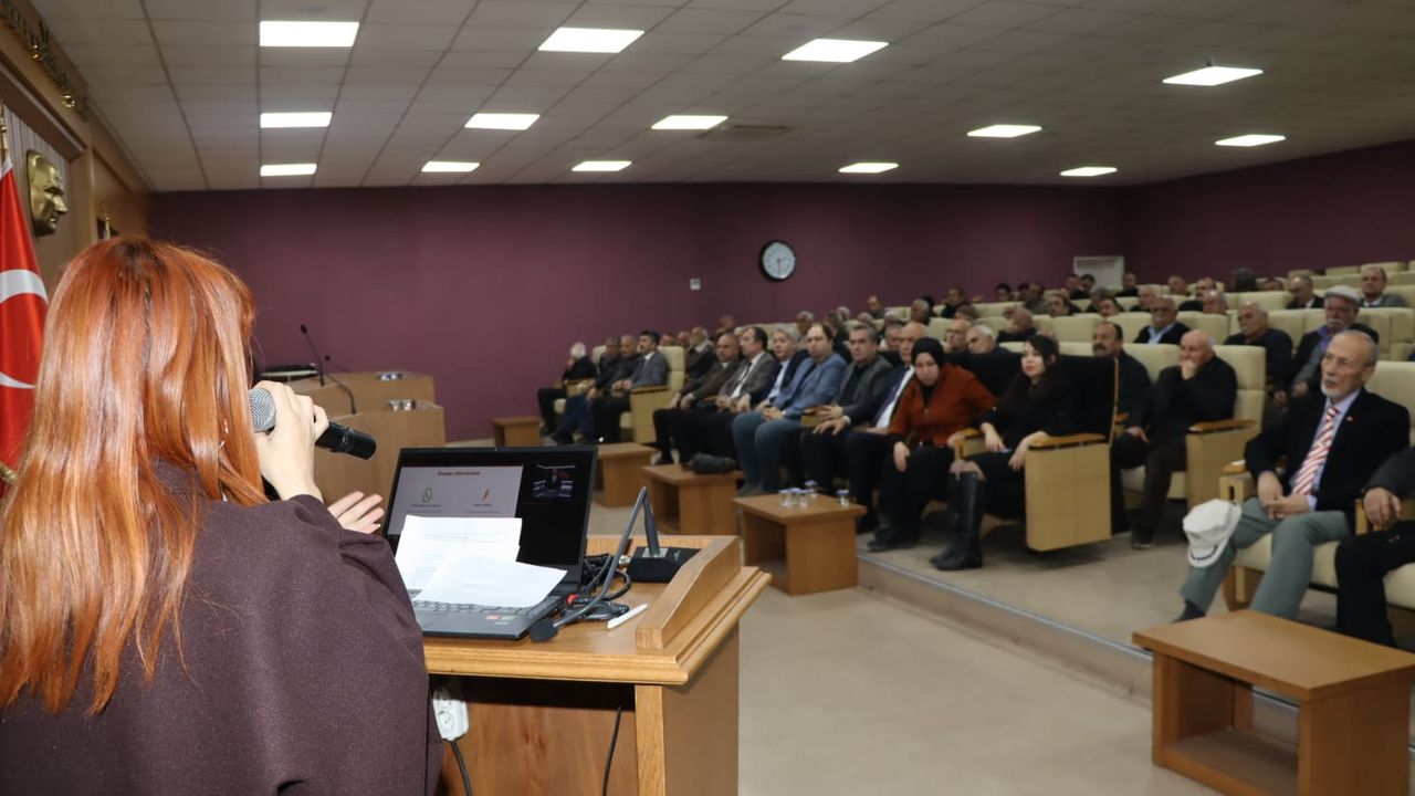 Bilim Merkezi ile Üniversiteden “Siber Dayanışma” semineri