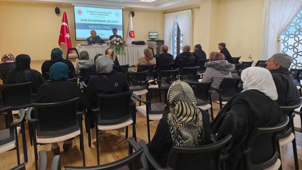 Kars’ta Umre yolcularına bilgilendirme semineri düzenlendi