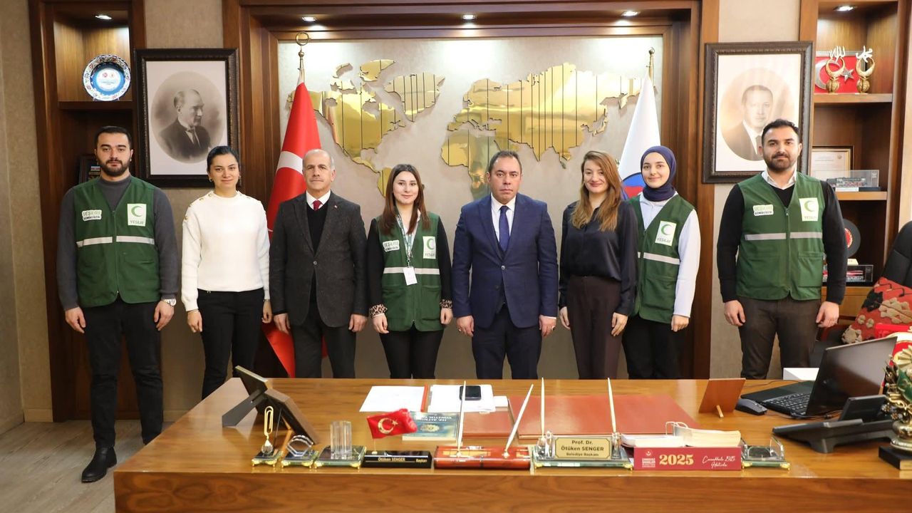 Kars’ın Gururu Yeşilay’a Başkan Senger’den tebrik: “Türkiye birinciliği şehrimiz için büyük onur”