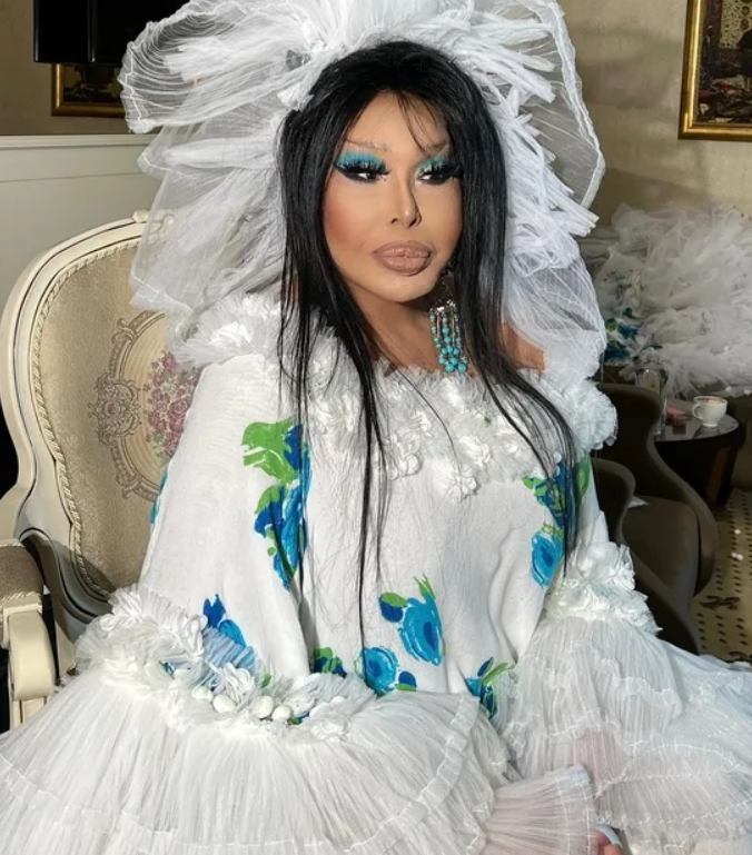 Diva’nın Sabrı Taştı: “Burnumun Dibine Giriyorsun!”