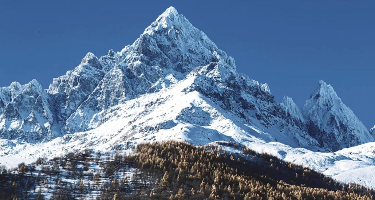 Yapay Zeka Alpler’de İz Sürdü: Kayıp Dağcıyı Bir Kırmızı Kask Buldurdu