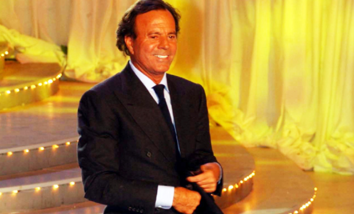 Julio Iglesias’a Ağır Suçlamalar: Taciz ve Fiziksel Şiddet İddiası