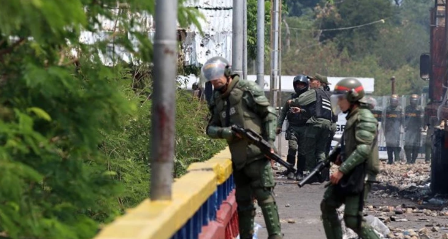 Kolombiya’da Kanlı Hakimiyet Savaşı: Eski FARC Grupları Çatıştı, 30 Ölü!