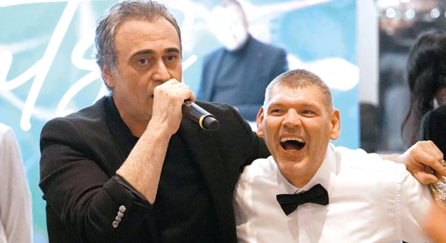 Kutsi’den Kalplere Dokunan Konser: Geliri “Engelsiz Kafe”ye!