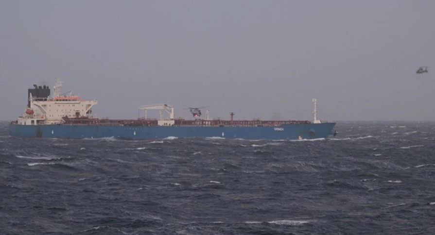 Akdeniz’de Kritik Operasyon: Fransız Donanması Rus Tankerini Alıkoydu