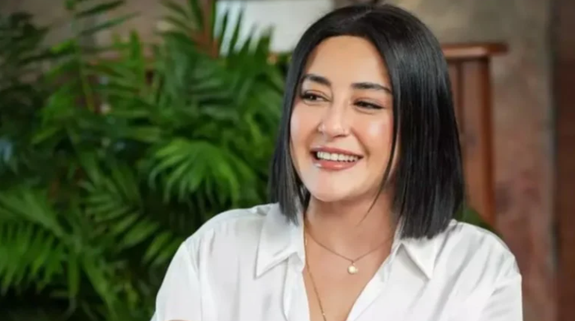 Melek Mosso Sahnede Fenalaştı: “Tansiyonum Düştü, Gayet İyiyim”