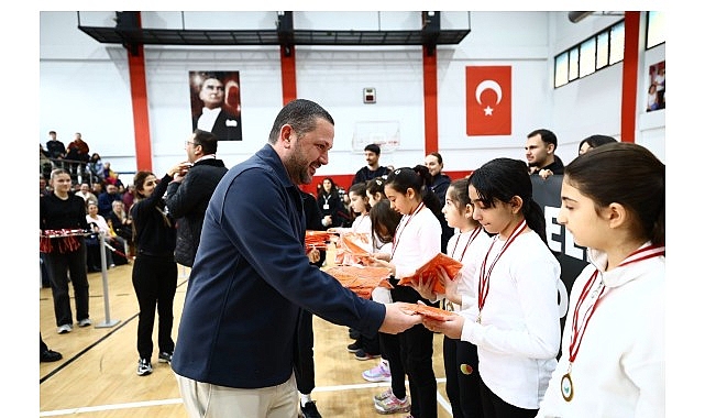 Balçova’daki Spor Turnuvasında Ortak Duruş: “Elinizi Zorbalığa Değil, Dostluğa Kaldırın”