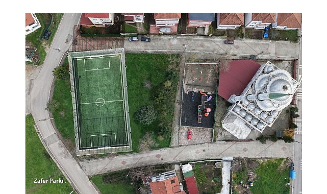 Kandıra’ya 5 Yeni Halı Saha