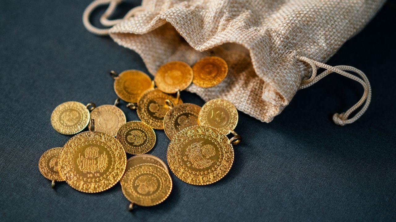 Altın yatırımcısına tarihi kazanç sağladı: 45 yılın zirvesi görüldü