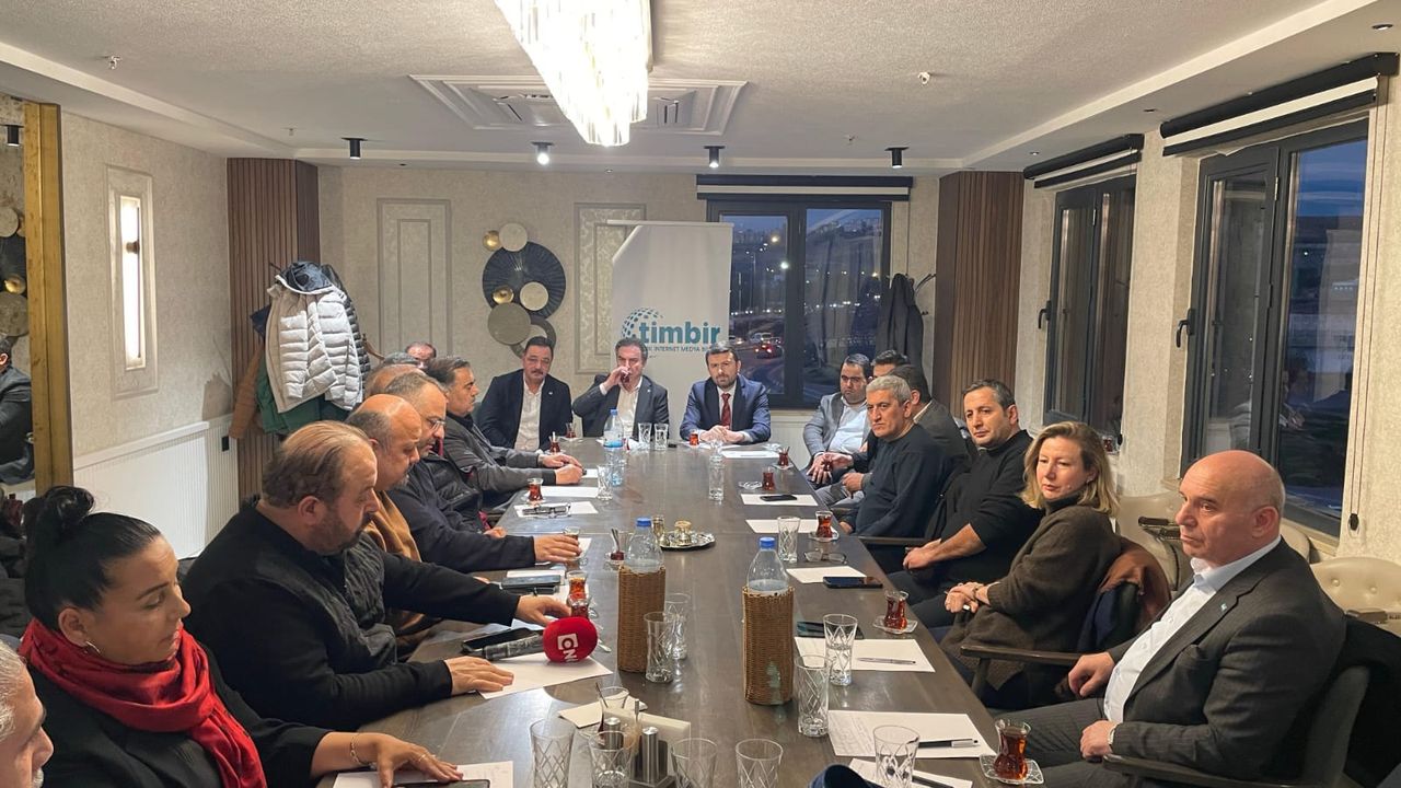 Basın İlan Kurumu Genel Müdürü Çay, TİMBİR Yönetim Kurulu Toplantısının onur konuğu oldu