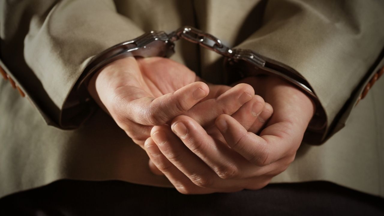 İstanbul’da DEAŞ’a finans operasyonu: 8 kişi gözaltında