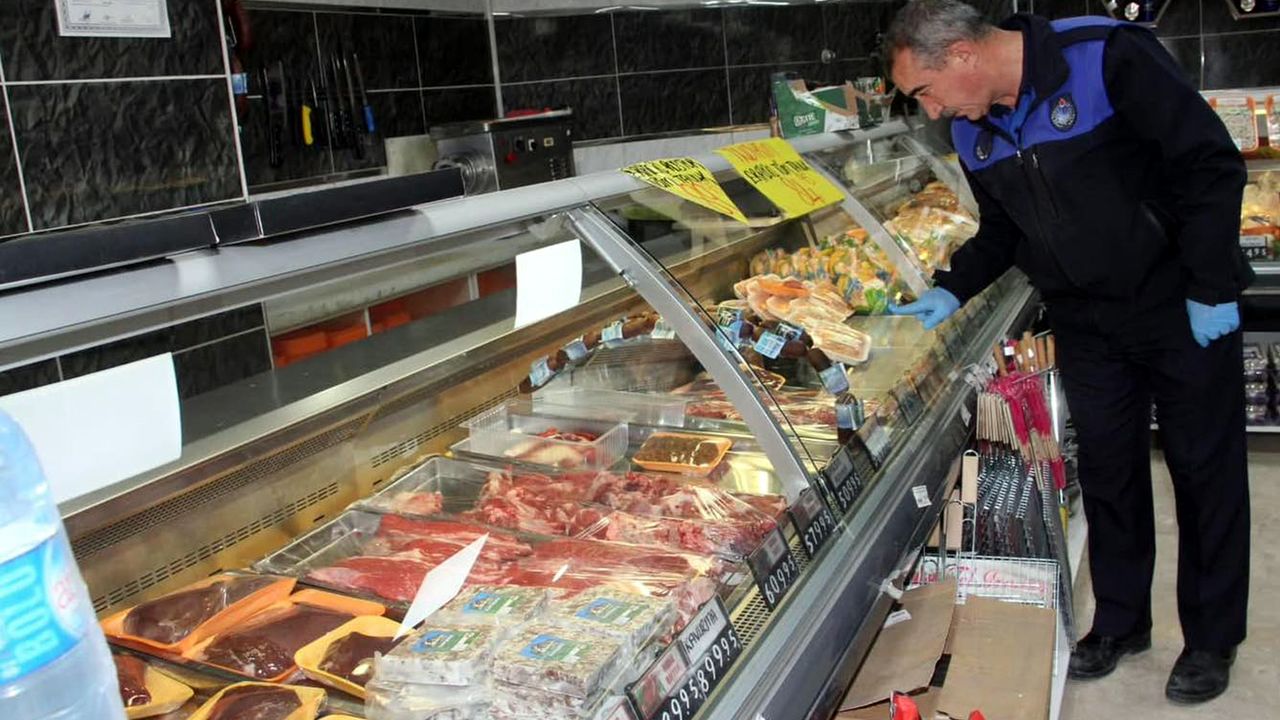 İstanbul, Ankara ve İzmir’de kasaplara fahiş fiyat denetimi yapıldı