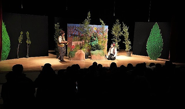 Ücretsiz Tiyatro Gösterimi Keçiören’de Yoğun İlgi Görüyor