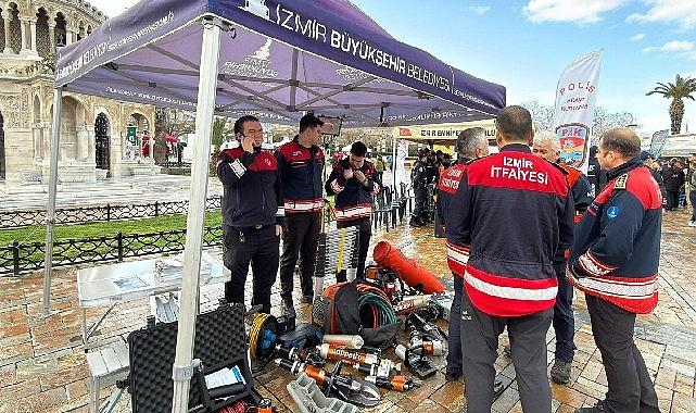 30 Ekim ve 6 Şubat’ın sessiz tanıkları İzmir’de sergilendi