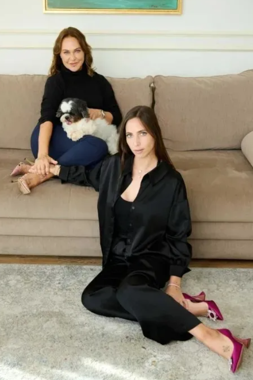 Zehra Çilingiroğlu’ndan “Doğallık” Dersi: Beyazlar İçinde Büyüledi