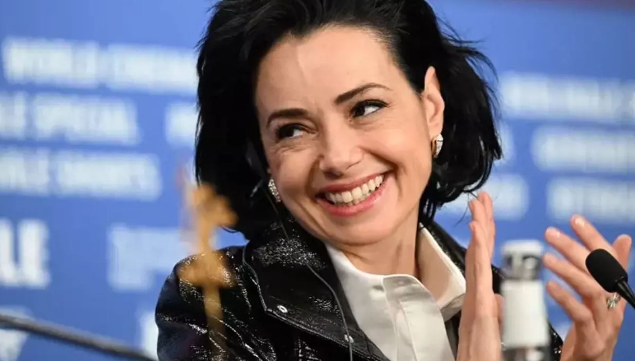 Özgü Namal Berlin’den Zaferle Döndü: “Sadece Yapmam Gerekeni Yaptım”