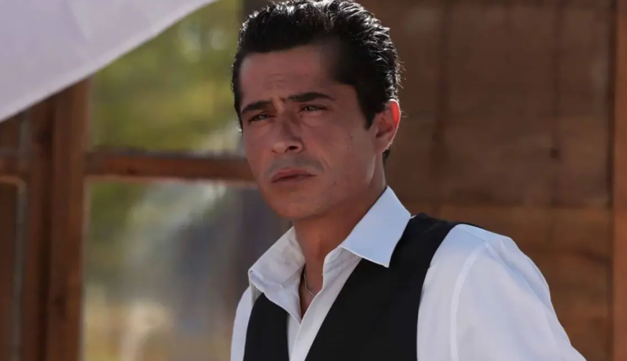 İskender Karakteri El Değiştirdi: İsmail Hacıoğlu Gitti, Alperen Duymaz Geldi!