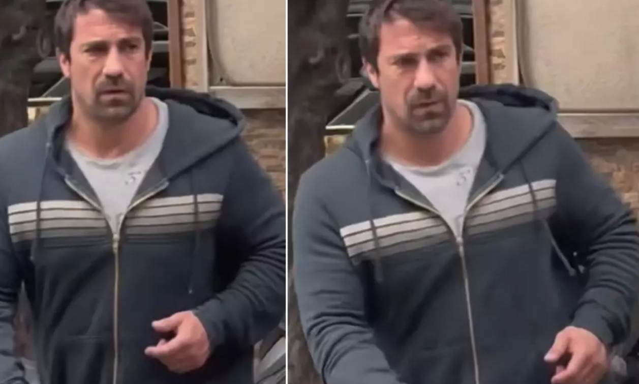 İbrahim Çelikkol’dan Muhabirlere “Set Dışı” Fırça: “Yetmedi mi Kardeşim?”