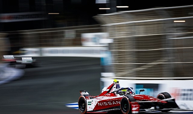 Nissan Formula E Takımı,   Cidde’de Sezon 12’nin üçüncü podyumunu elde etti