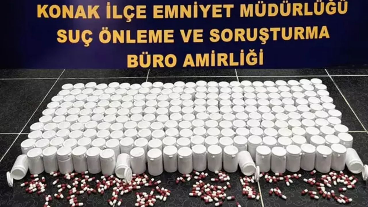 İzmir’de dev uyuşturucu operasyonu: 450 bin hap ele geçirdi