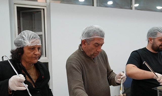 Seferihisar’da Ramazan dayanışması ilk iftarla başladı