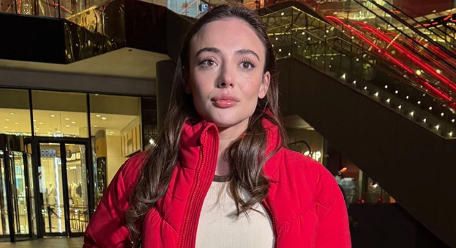 “Setten Koşarak Gittim”: Rabia Soytürk’ten Makyaj Ve Fotoğraf Savunması!