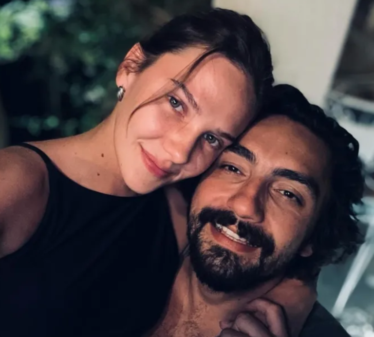 Alina Boz’dan “Kuruluş” Tadında Paylaşım: “Atımla Yoldayız!”