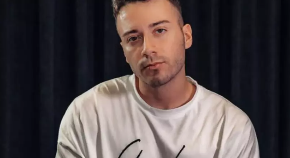 Enes Batur’dan ‘Tükenmişlik’ İtirafı! YouTube’a Döndü Ama Görenler Tanıyamadı!