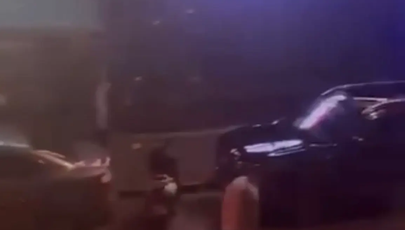 İzmit’te Sokak Ortasında Vahşet: Tekme ve Yumruklarla Darbettiler!