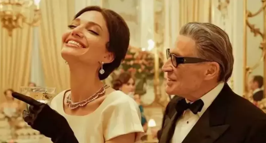 Haluk Bilginer’den Angelına Jolıe İtirafı: “İnsan Gibi İnsan, Egosu Yok!”