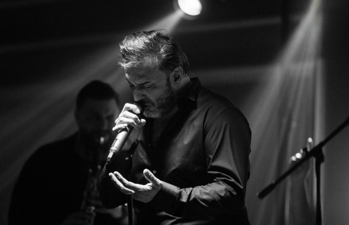 Son Dakika: Duygusal Şarkılarıyla Kalplere Dokunmuştu… Rıza Tamer Hayatını Kaybetti…