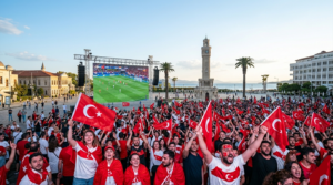 Konak Meydanı