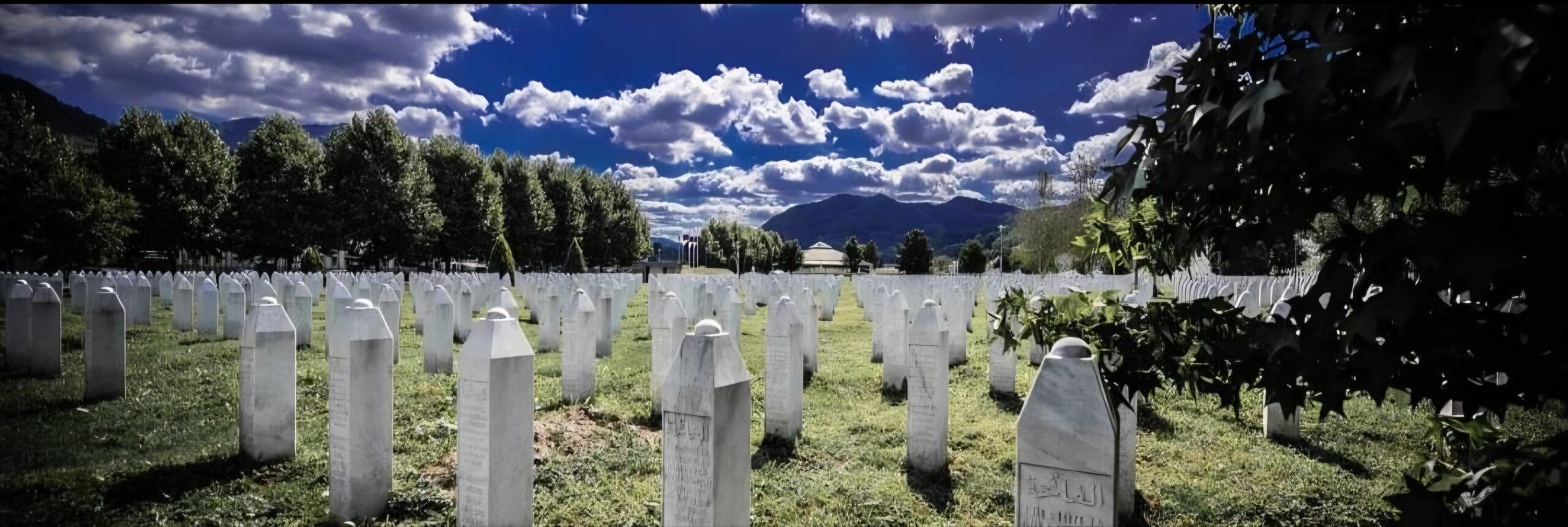 SREBRENİTSA SOYKIRIMI